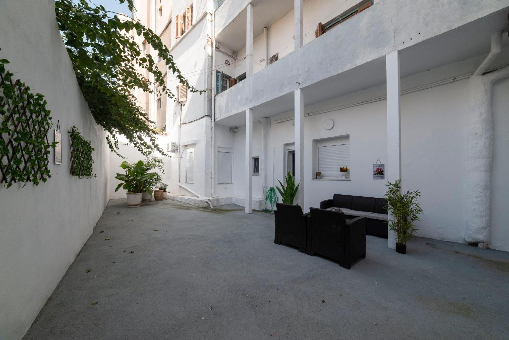 Thissio Getaway 2Ba Next To Athens Ancient Market Экстерьер фото
