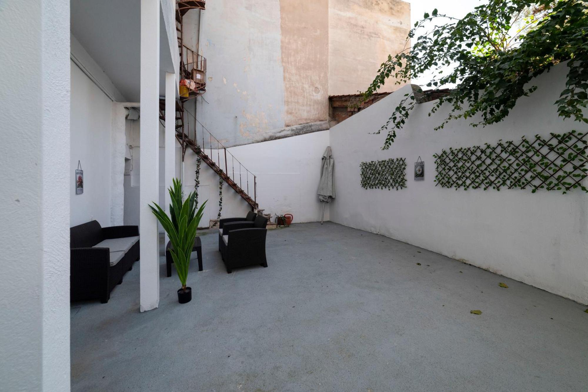Thissio Getaway 2Ba Next To Athens Ancient Market Экстерьер фото