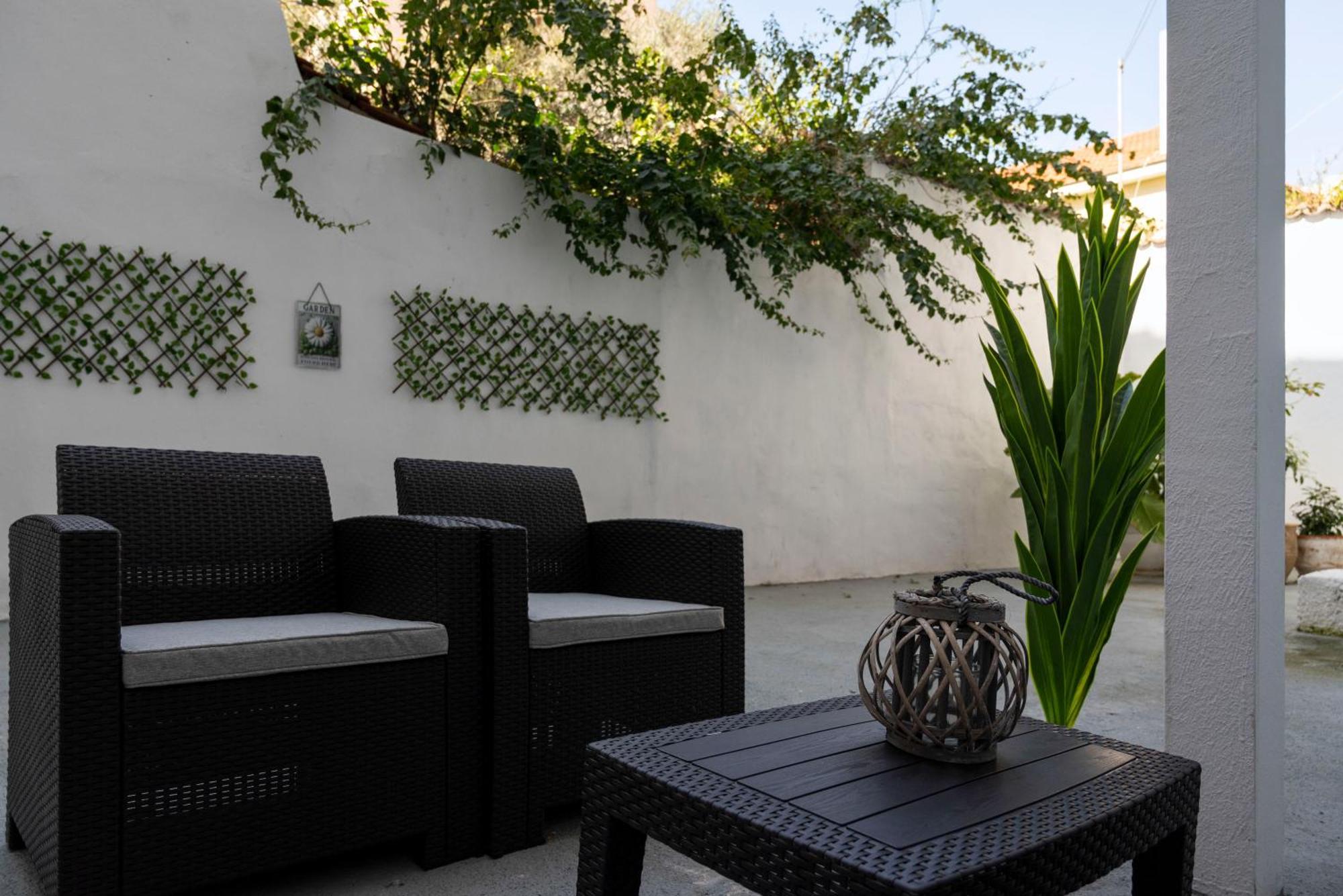 Thissio Getaway 2Ba Next To Athens Ancient Market Экстерьер фото